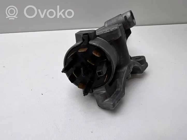 Audi A4 S4 B6 8E 8H Ignition lock 4B0905851B