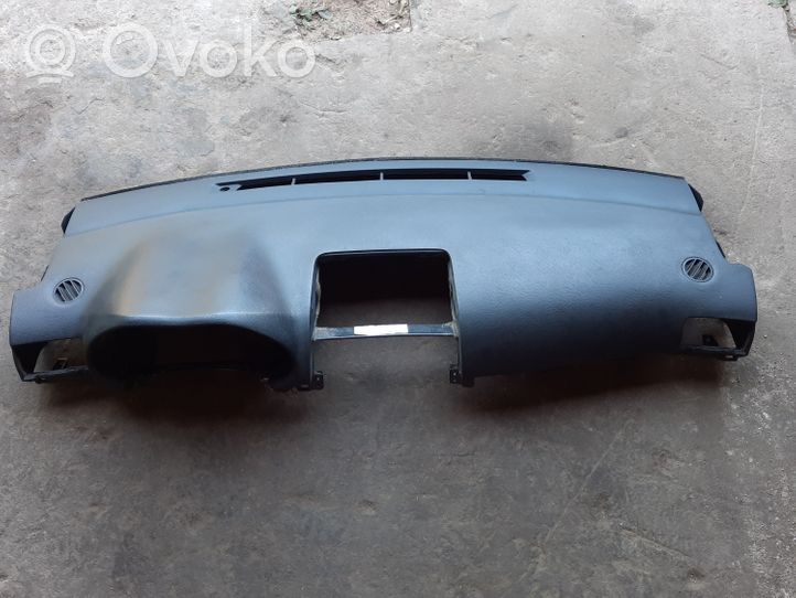 Toyota Avensis T250 Dashboard 5531105070