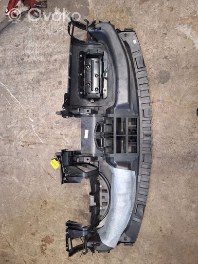 Volkswagen Touareg I Tableau de bord 7L6858451