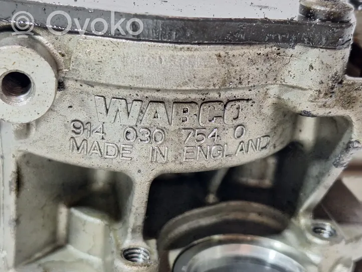 BMW 3 E90 E91 Oil pump 9140307540