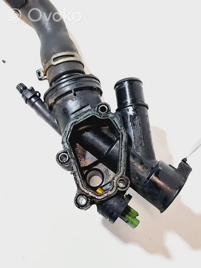 Peugeot 5008 Thermostat / Thermostatgehäuse 9682141580