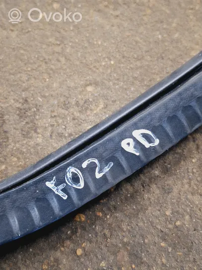 BMW 7 F01 F02 F03 F04 Front door rubber seal 7177999