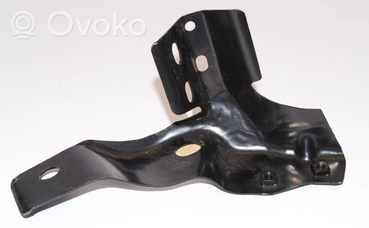 Volkswagen Fox Supporto di montaggio del parafango 5Z0821142