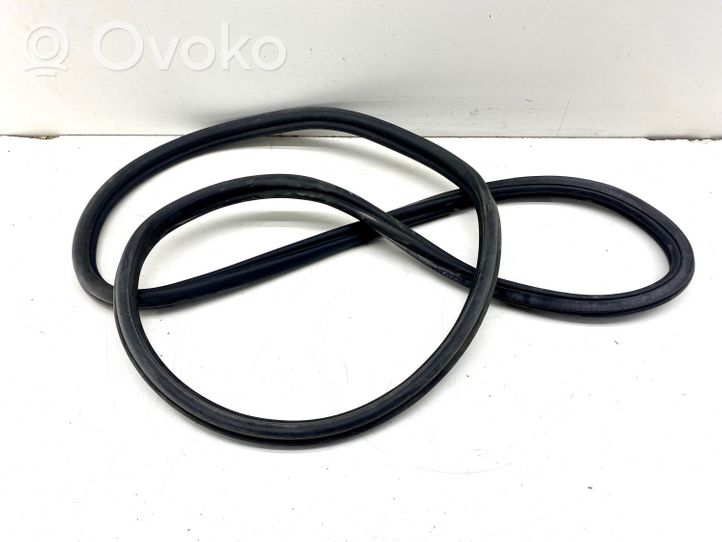 Audi A3 S3 A3 Sportback 8P Trunk rubber seal (body) 8P4827705