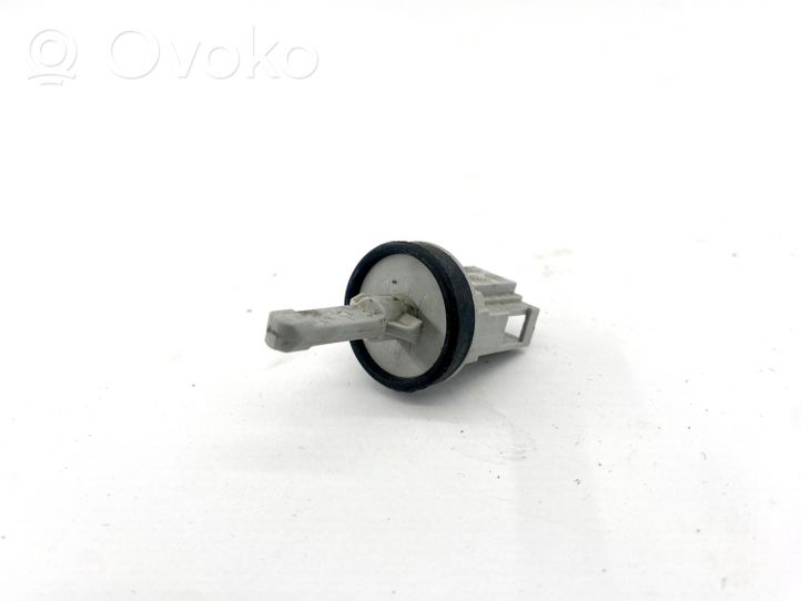 Audi A3 S3 A3 Sportback 8P Sensor de temperatura interna 1K0907543A