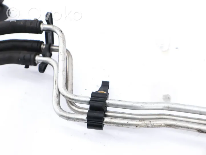 Audi A3 S3 A3 Sportback 8P Fuel line/pipe/hose 1K0121447S