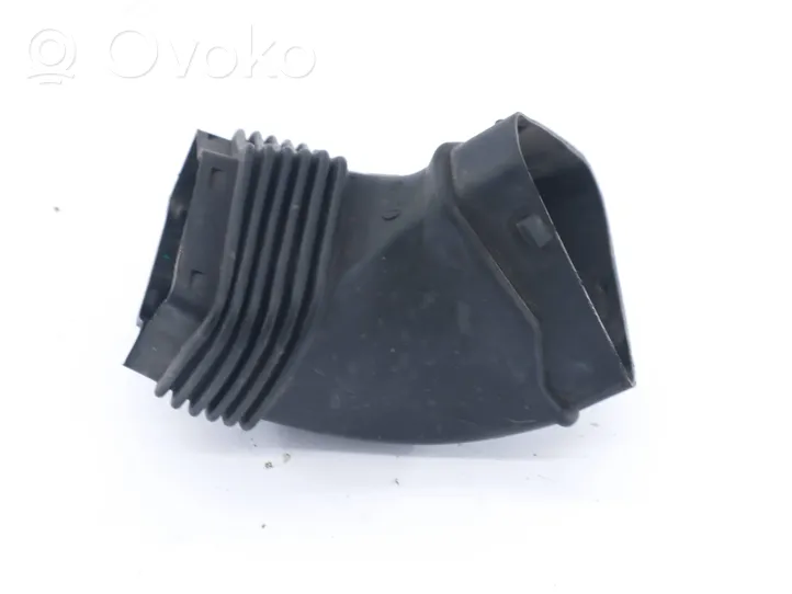 Audi A6 S6 C6 4F Część rury dolotu powietrza 4F0129739B