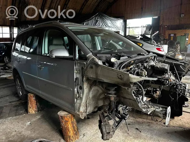 Volkswagen Touran I Carrosserie quartier avant 