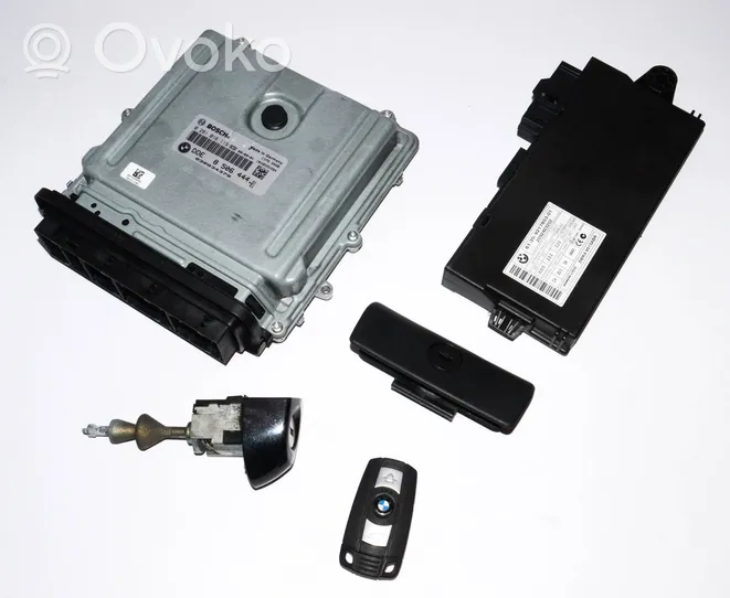 BMW 3 E90 E91 Komputer / Sterownik ECU i komplet kluczy 8506444