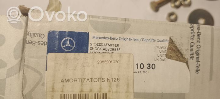 Mercedes-Benz CLK A208 C208 Etuiskunvaimennin A2083201030