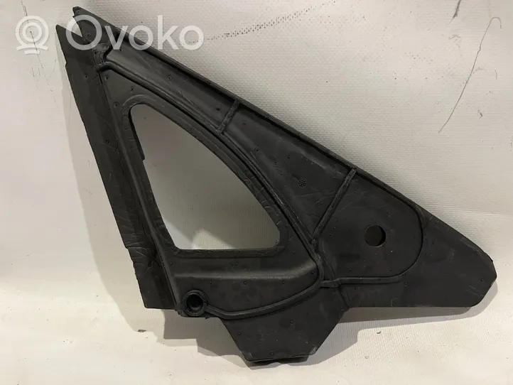 Volkswagen Golf V Altro elemento di rivestimento della portiera anteriore A2138110398