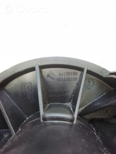 Vauxhall Corsa D Lämmittimen puhallin 501630100