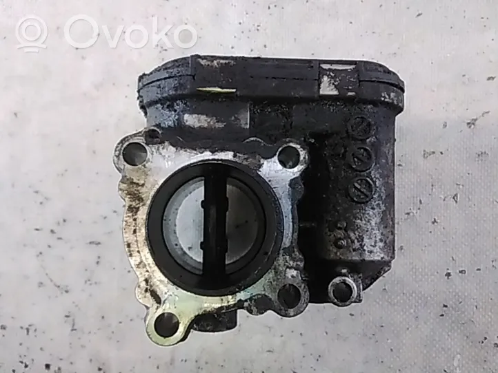 Opel Vivaro Throttle valve 8200330810