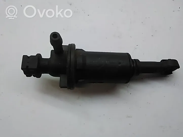 Opel Vivaro Główny cylinder sprzęgła 93857433