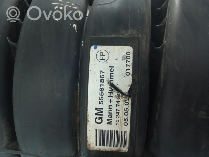 Opel Zafira C Kolektor ssący 55561867