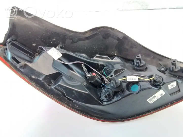 Opel Insignia A Aizmugurējais lukturis virsbūvē 39024205