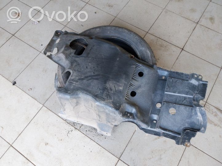Toyota Corolla Verso AR10 Engine splash shield/under tray 514090F012