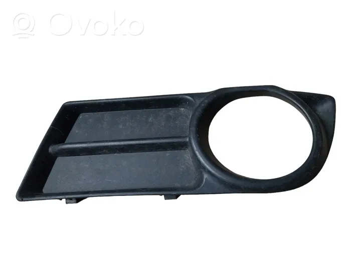 Toyota Corolla Verso E121 Mascherina/griglia fendinebbia anteriore 521280F020