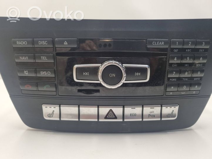 Mercedes-Benz C AMG W204 Unità principale autoradio/CD/DVD/GPS A2049009614