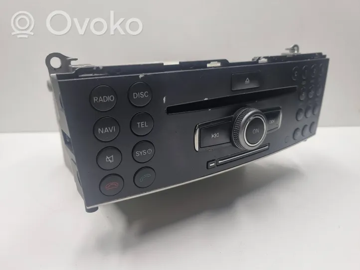 Mercedes-Benz C W204 Radio/CD/DVD/GPS-pääyksikkö A2048703996