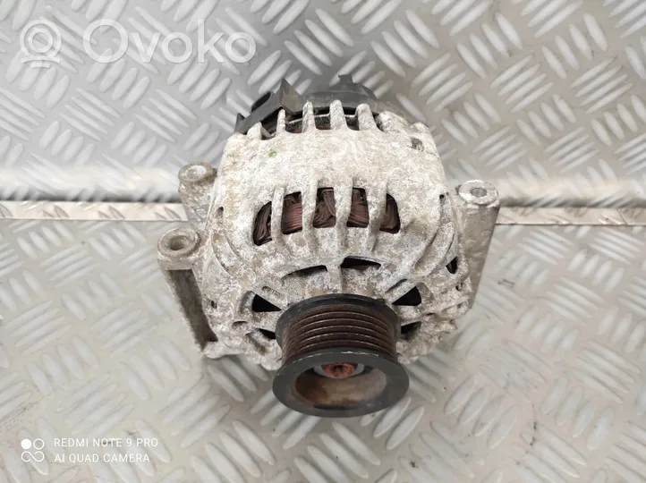 Opel Mokka B Generatore/alternatore 13586366