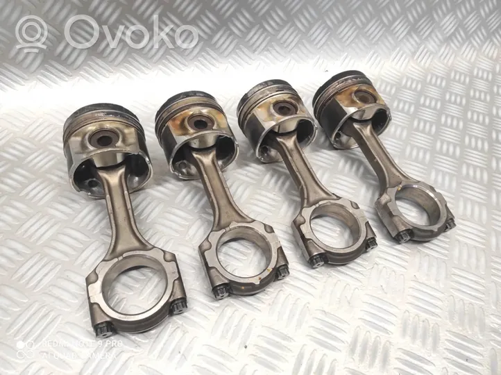 Toyota Verso Piston 