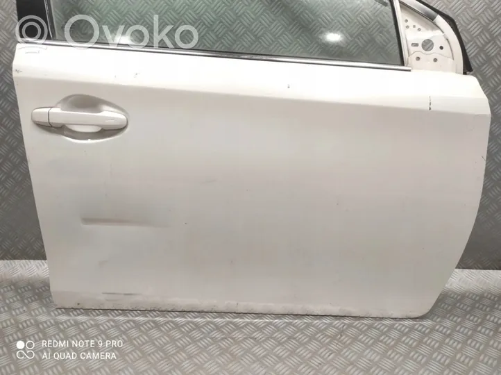 Toyota Auris E180 Portiera anteriore 