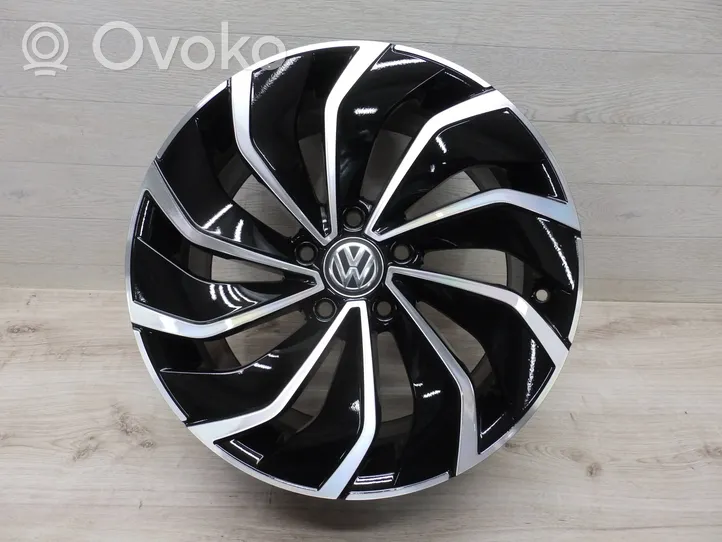 Volkswagen Golf VIII Cerchione in lega R17 5H0601025D