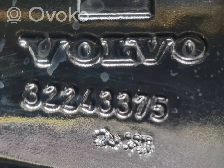 Volvo XC40 Felgi aluminiowe R19 32243375