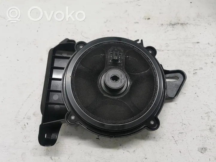 Renault Megane IV Subwoofer-bassokaiutin 281701528R