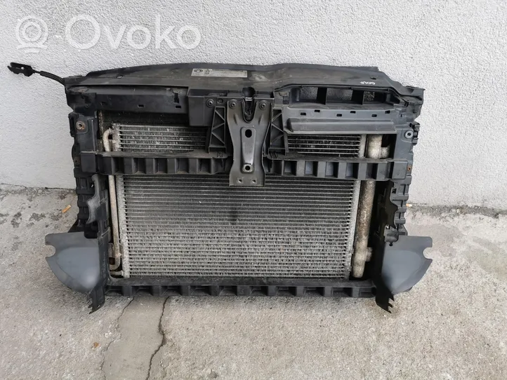 Volkswagen Golf VI Pannello di supporto del radiatore 