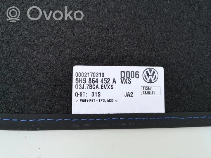 Volkswagen Golf VIII Etuistuintilan matto 5H9864452A