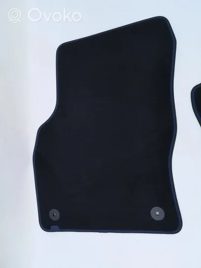 Volkswagen Golf VIII Front floor mat 5H9864452A