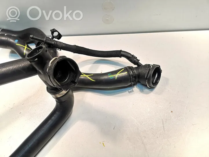 Volkswagen Golf Sportsvan Tuyau de liquide de refroidissement moteur 5Q0121049CA