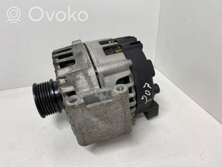 Mercedes-Benz E C207 W207 Generatore/alternatore A0009061722