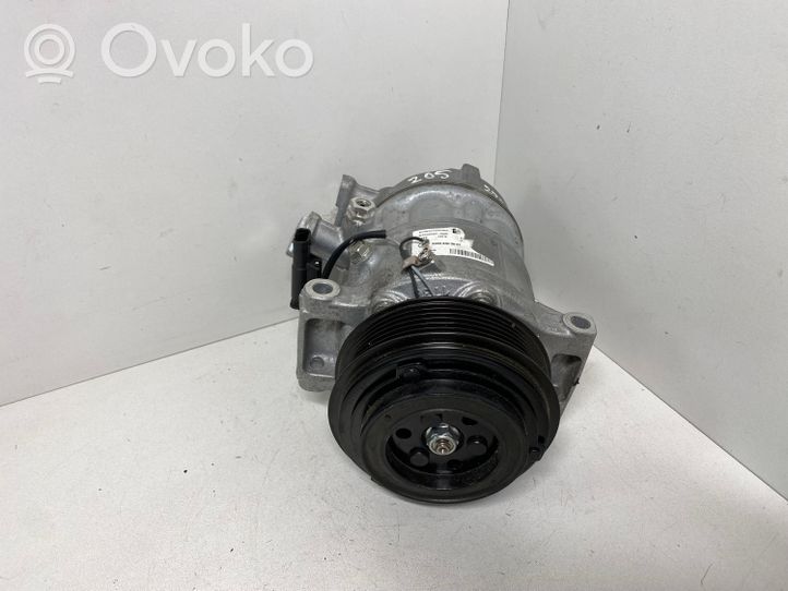 Mercedes-Benz C W205 Compressore aria condizionata (A/C) (pompa) A0008303801