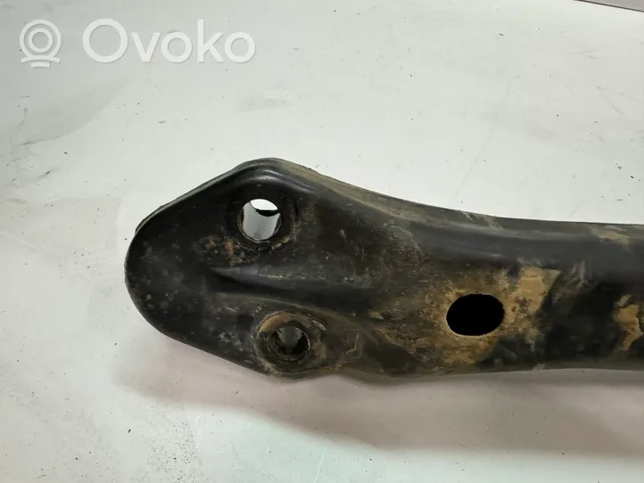 Volkswagen Touareg II Supporto della scatola del cambio 7P6399225B