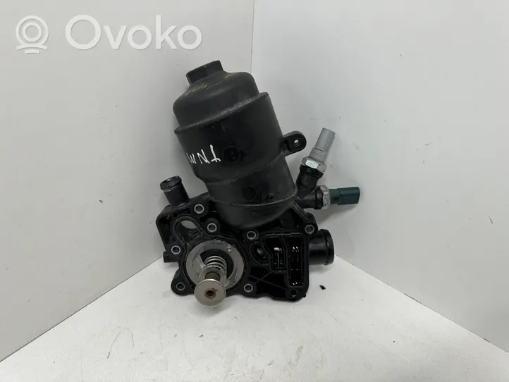 Volkswagen Touareg II Termostato/alloggiamento del termostato 059115389P