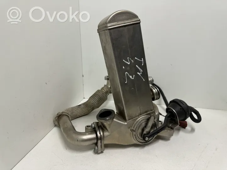 Volkswagen Touareg II EGR-venttiili/lauhdutin 057131515H