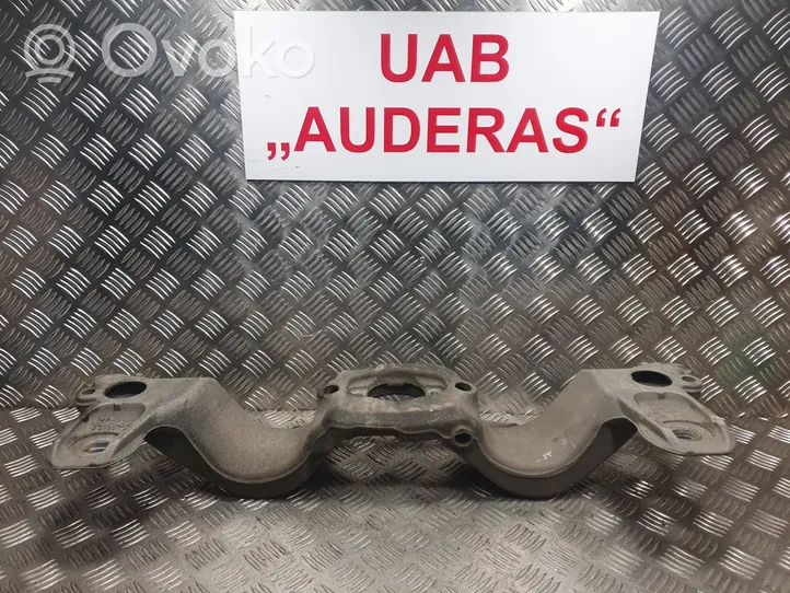 Audi A4 S4 B6 8E 8H Support de boîte de vitesses 8E0399263S