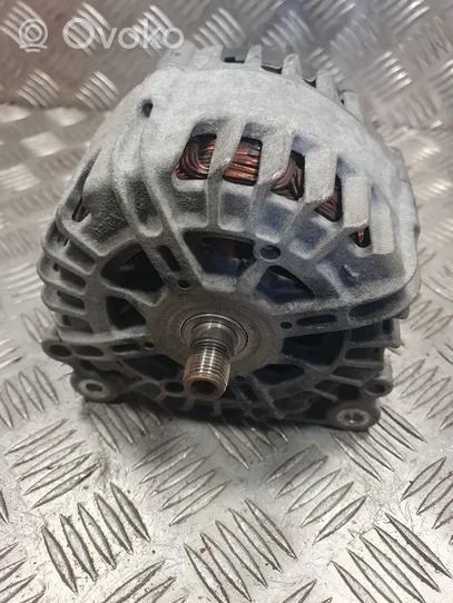 Volkswagen Tiguan Generatore/alternatore 03L903023F