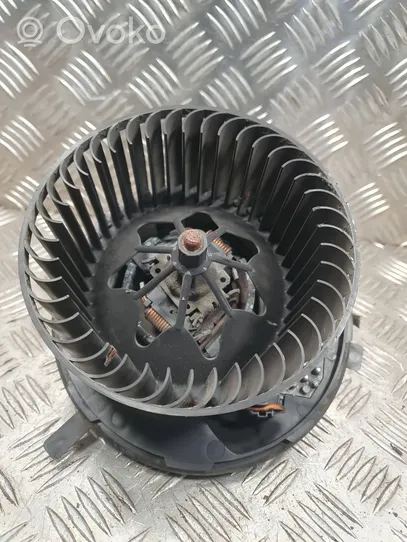 Volkswagen PASSAT B6 Heater fan/blower 3C1820015G