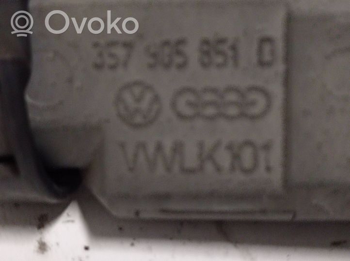 Volkswagen PASSAT B4 Užvedimo spynelė 357905851D