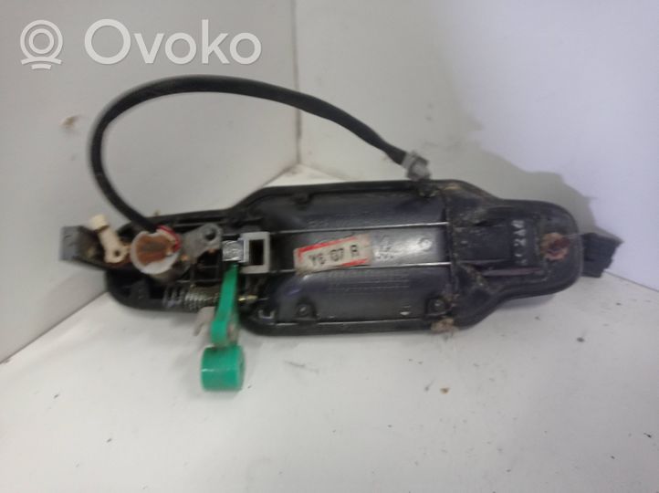 KIA Sorento Klamka zewnętrzna drzwi przednich 826503E000