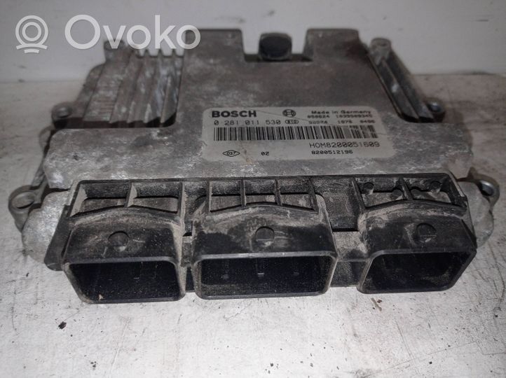 Opel Vivaro Calculateur moteur ECU 8200512196