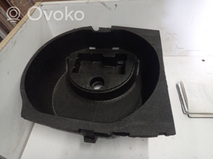 Audi A6 S6 C6 4F Vararenkaan osion verhoilu 4f5012109c