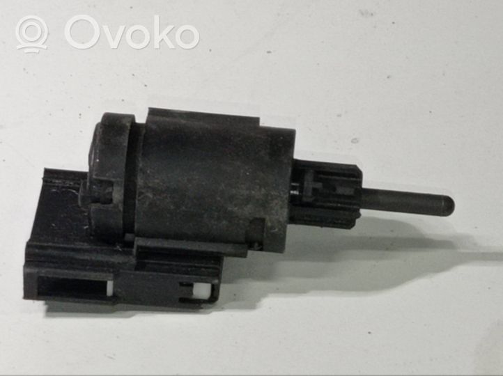 Audi A6 S6 C6 4F Interruttore del pedale del freno 3B0945511C