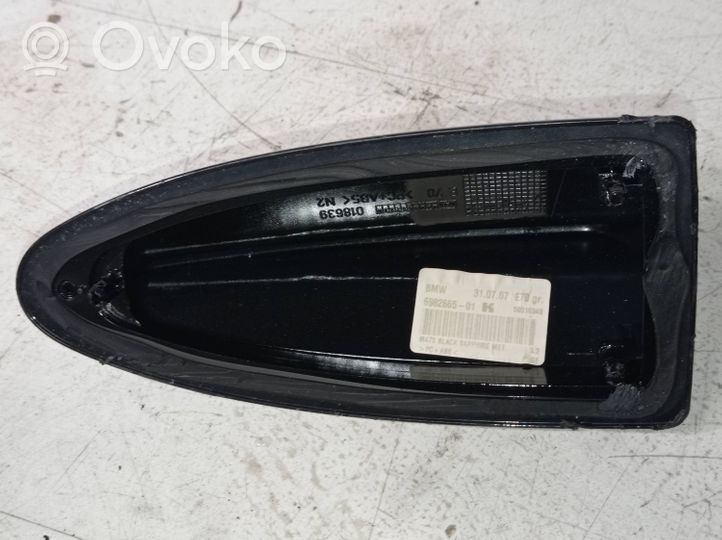 BMW X5 E70 Copertura dell’antenna tetto (GPS) 6982665