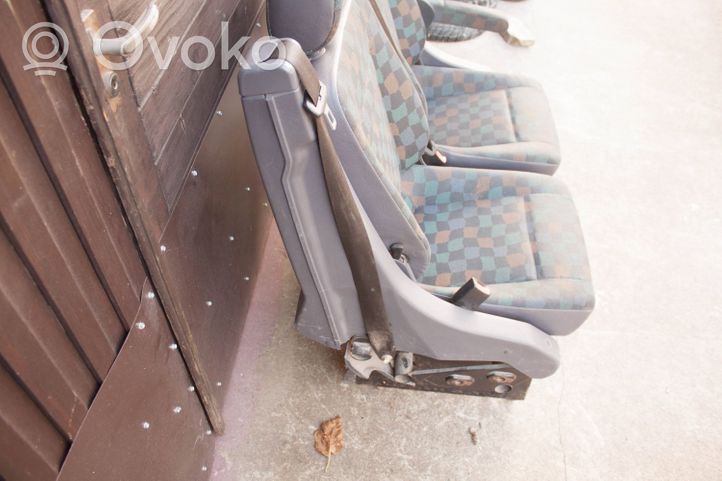 Mercedes-Benz Vito Viano W638 Kanapa tylna / Fotel drugiego rzędu A6889502231