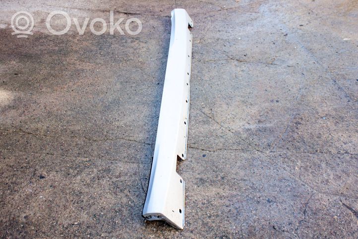 Mercedes-Benz CLS C219 Sill A2196900140